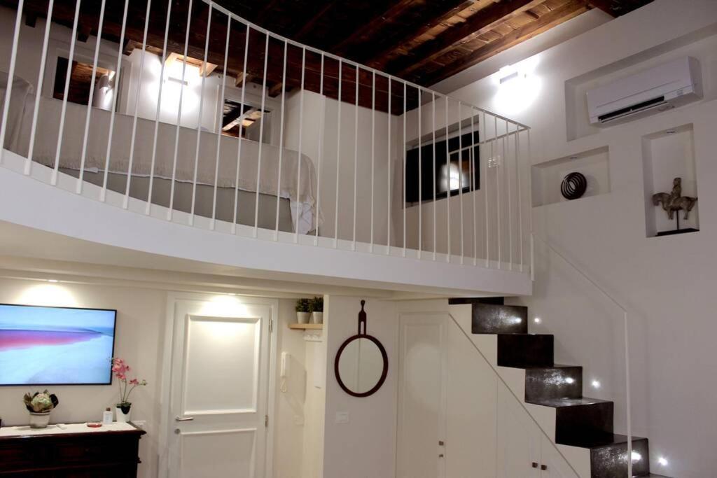 Art Apartment Santa Croce Suite Firenze Eksteriør bilde
